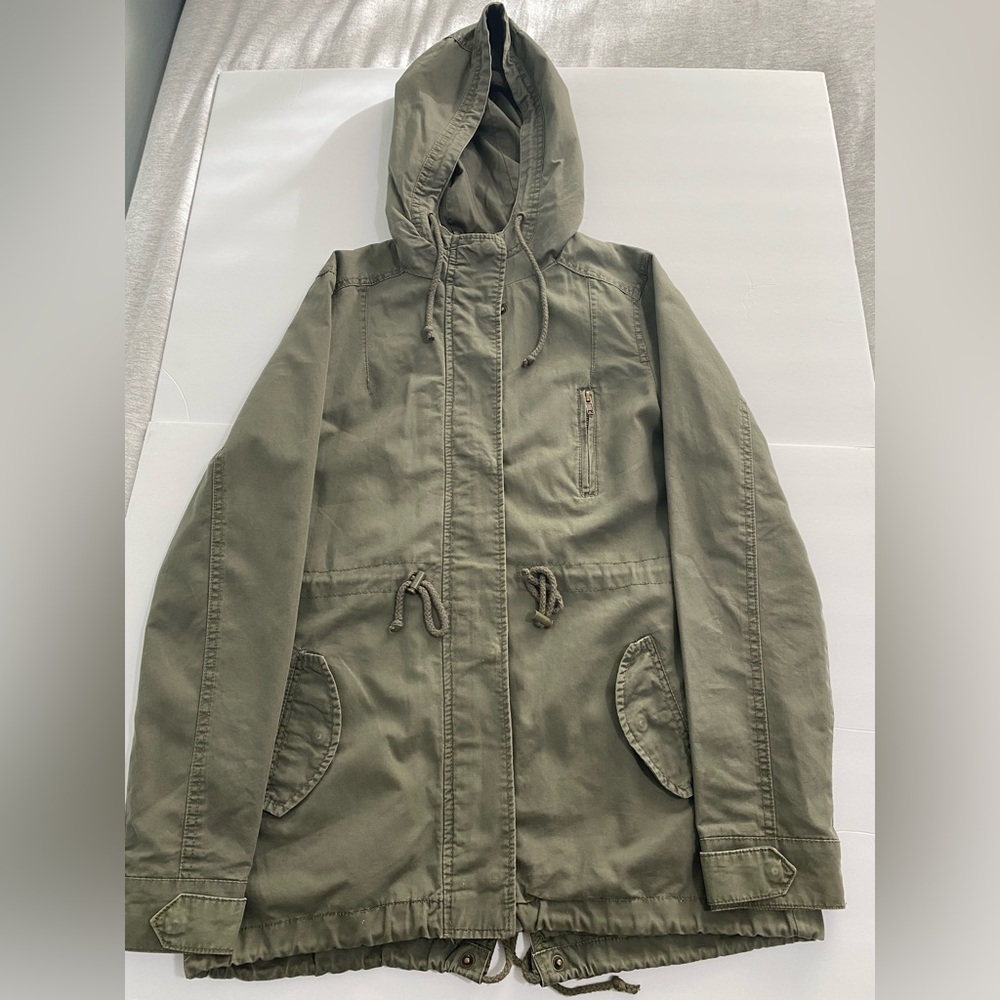 Ambiance military green jacket, used, light jacket, size medium,
